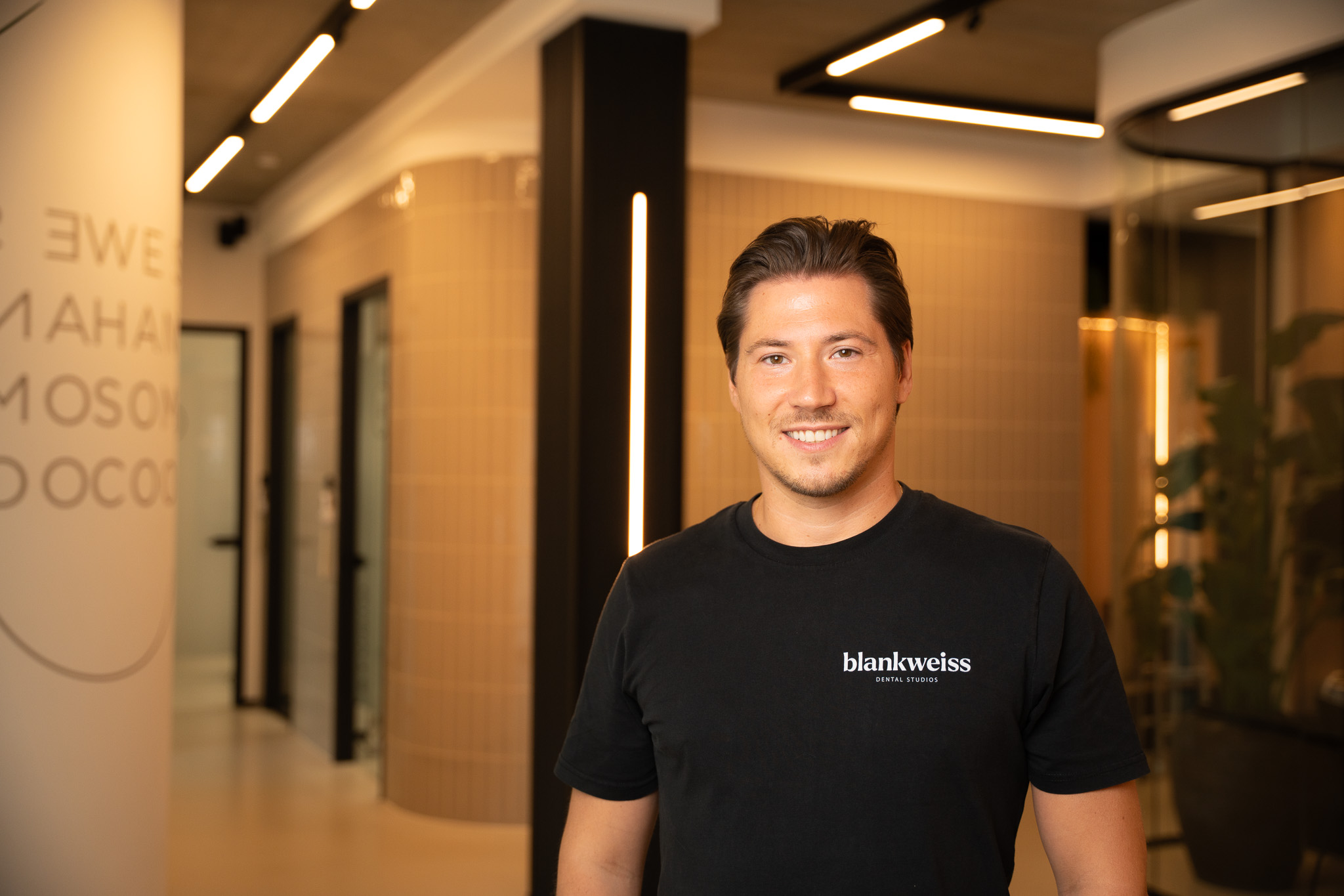 Dr. Lars Wagenmann im blankweiss dental studio in Frechen
